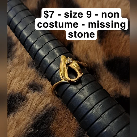 Gold Tone Rings! $7 Each - Picture 7 of 9